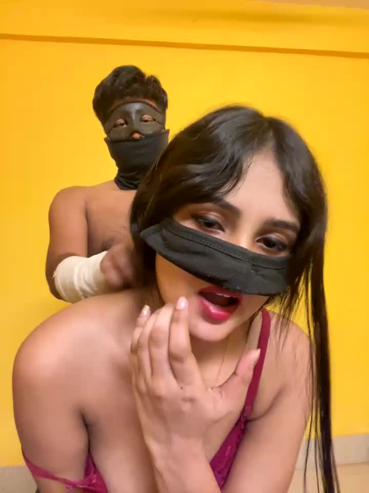 Hotcouple012