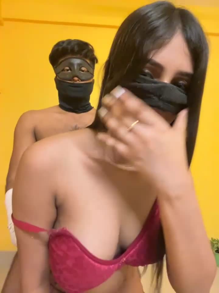 Hotcouple012